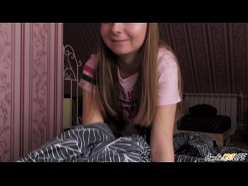 ❤️ Blondīne dziļi sūc savu BFF un saņem spermu mutē ❤️❌ Duršanās video pie mums lv.hentaibar.ru ❌